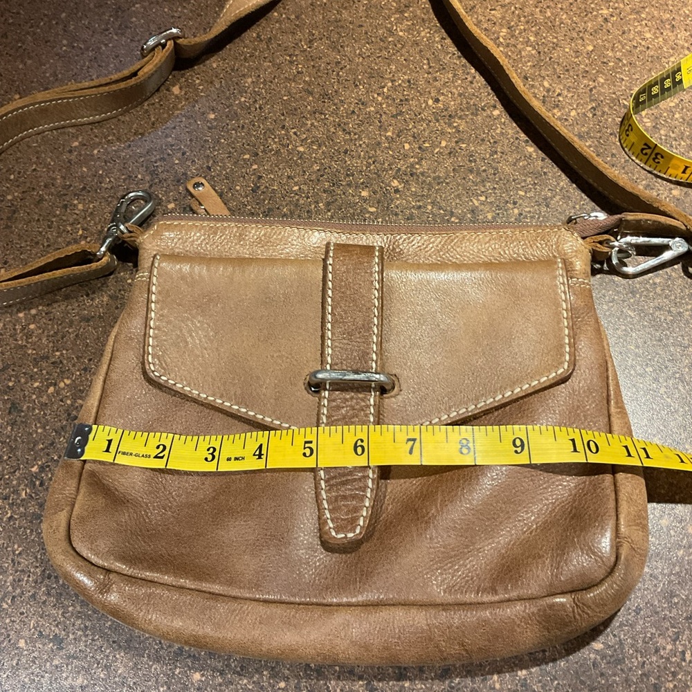 ROOTS Brown Leather Crossbody Bag